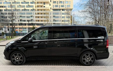 Mercedes-Benz V-Класс, 2018 год, 6 100 000 рублей, 5 фотография