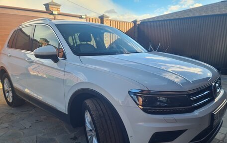 Volkswagen Tiguan II, 2017 год, 2 400 000 рублей, 8 фотография