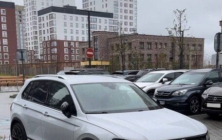 Volkswagen Tiguan II, 2019 год, 4 100 000 рублей, 5 фотография