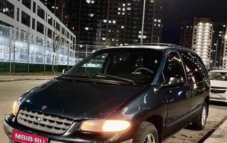 Dodge Caravan III, 2000 год, 150 000 рублей, 1 фотография