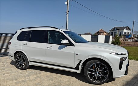BMW X7, 2023 год, 14 000 000 рублей, 2 фотография