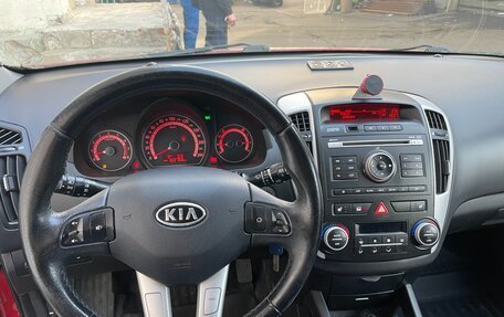 KIA cee'd I рестайлинг, 2011 год, 890 000 рублей, 19 фотография