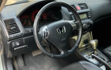 Honda Accord VII рестайлинг, 2004 год, 700 000 рублей, 12 фотография