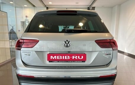 Volkswagen Tiguan II, 2017 год, 2 420 000 рублей, 7 фотография