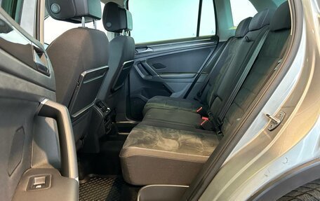 Volkswagen Tiguan II, 2017 год, 2 420 000 рублей, 14 фотография
