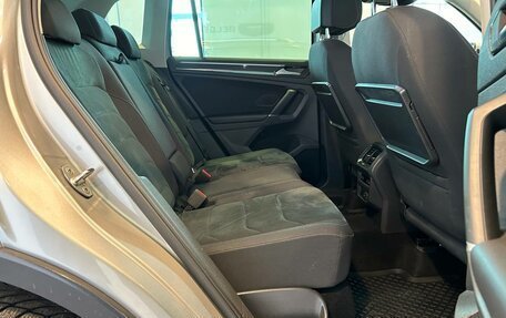 Volkswagen Tiguan II, 2017 год, 2 420 000 рублей, 15 фотография