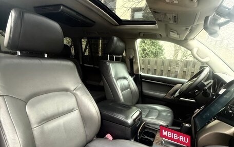 Toyota Land Cruiser 200, 2009 год, 2 200 000 рублей, 6 фотография