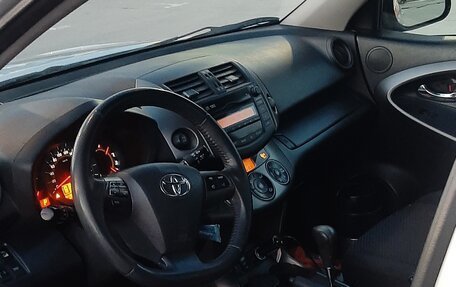 Toyota RAV4, 2011 год, 1 650 000 рублей, 14 фотография