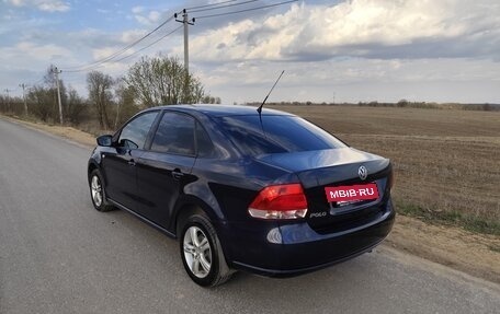 Volkswagen Polo VI (EU Market), 2013 год, 700 000 рублей, 4 фотография