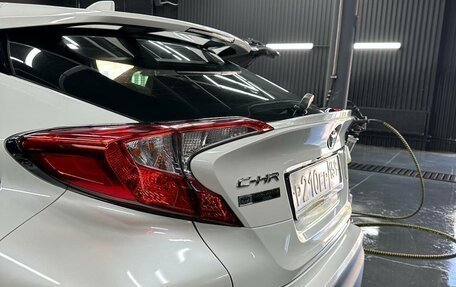 Toyota C-HR I рестайлинг, 2018 год, 2 210 000 рублей, 6 фотография