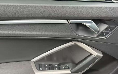 Audi Q3, 2021 год, 2 900 000 рублей, 11 фотография