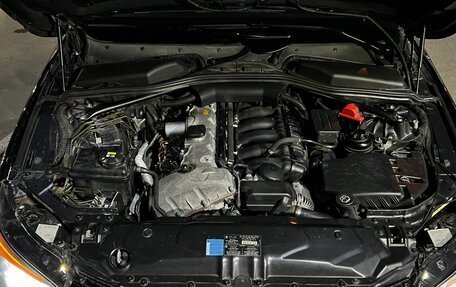 BMW 5 серия, 2005 год, 980 000 рублей, 16 фотография