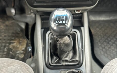 KIA Sportage IV рестайлинг, 2005 год, 339 000 рублей, 32 фотография