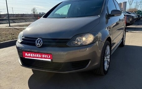 Volkswagen Golf Plus II, 2010 год, 890 000 рублей, 11 фотография