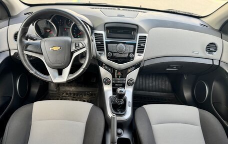 Chevrolet Cruze II, 2012 год, 920 000 рублей, 28 фотография