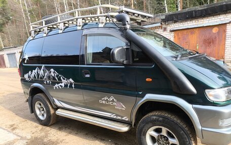 Mitsubishi Delica IV, 1998 год, 1 300 000 рублей, 9 фотография