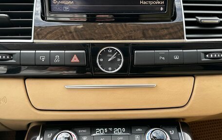 Audi A8, 2011 год, 3 100 000 рублей, 11 фотография
