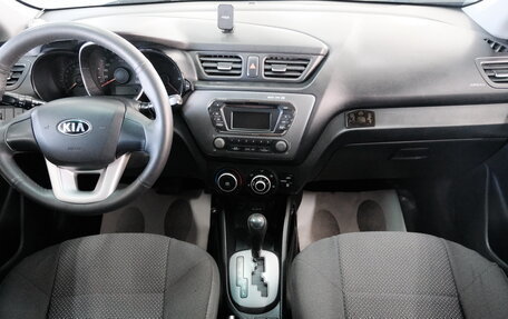 KIA Rio III рестайлинг, 2013 год, 759 000 рублей, 13 фотография
