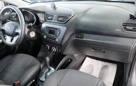 KIA Rio III рестайлинг, 2013 год, 759 000 рублей, 18 фотография