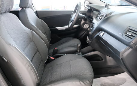 KIA Rio III рестайлинг, 2013 год, 759 000 рублей, 19 фотография