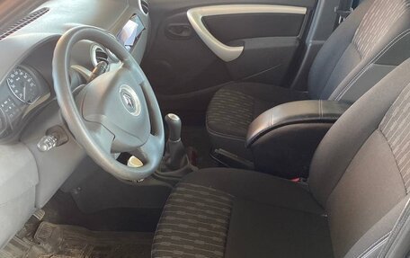Renault Sandero I, 2013 год, 670 000 рублей, 12 фотография