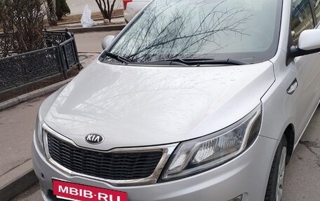 KIA Rio III рестайлинг, 2014 год, 890 000 рублей, 2 фотография