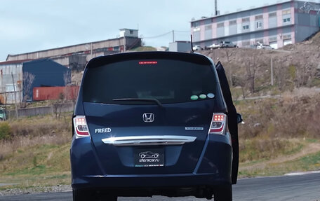 Honda Freed I, 2011 год, 900 000 рублей, 5 фотография