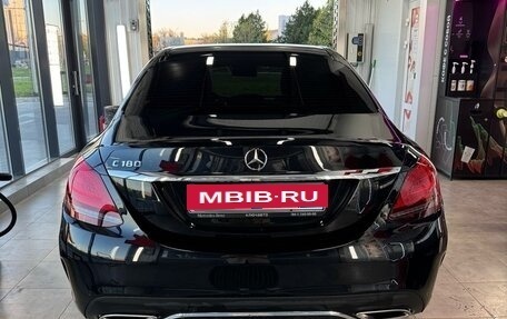 Mercedes-Benz C-Класс, 2019 год, 3 300 000 рублей, 4 фотография