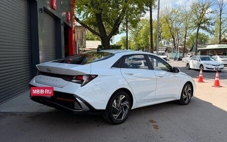 Hyundai Elantra, 2025 год, 2 250 000 рублей, 3 фотография
