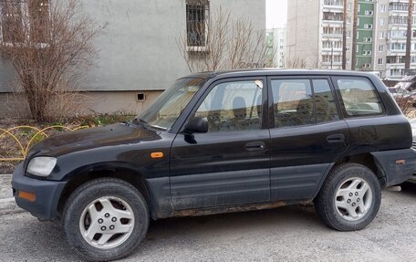 Toyota RAV4, 1997 год, 600 000 рублей, 3 фотография