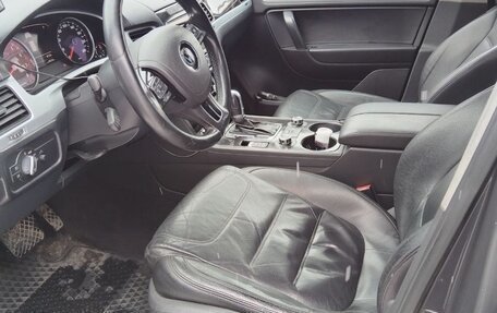 Volkswagen Touareg III, 2010 год, 1 790 000 рублей, 9 фотография