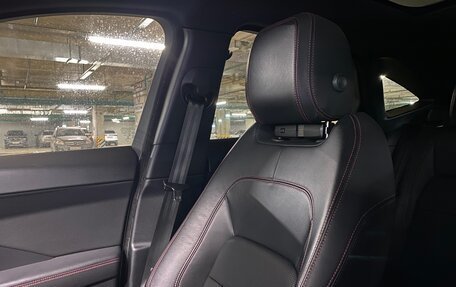Jaguar E-Pace, 2019 год, 3 000 000 рублей, 9 фотография
