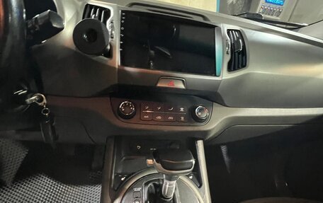 KIA Sportage III, 2011 год, 1 099 000 рублей, 10 фотография