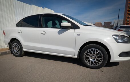 Volkswagen Polo VI (EU Market), 2012 год, 750 000 рублей, 11 фотография