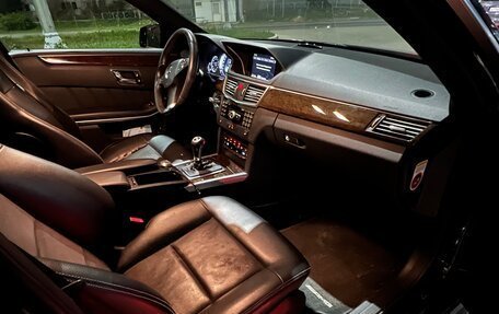 Mercedes-Benz E-Класс, 2011 год, 1 370 000 рублей, 9 фотография