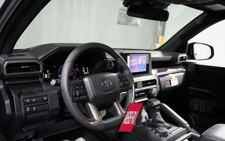 Toyota 4Runner, 2025 год, 8 680 000 рублей, 15 фотография