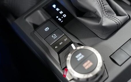Toyota 4Runner, 2025 год, 8 680 000 рублей, 30 фотография