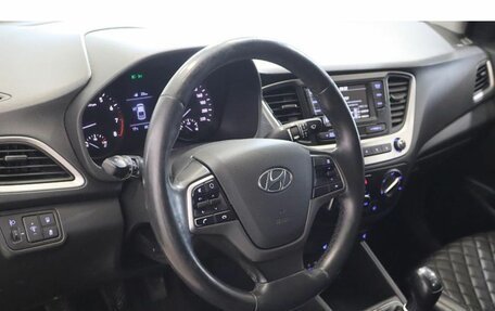 Hyundai Solaris II рестайлинг, 2018 год, 1 200 000 рублей, 6 фотография
