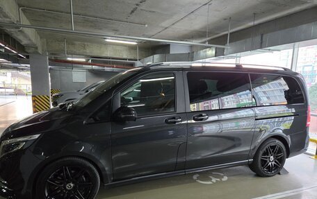 Mercedes-Benz V-Класс, 2020 год, 7 200 000 рублей, 3 фотография