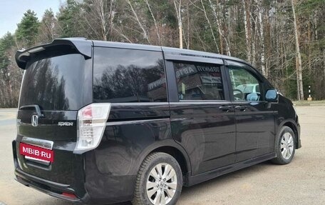 Honda Stepwgn IV, 2010 год, 1 490 000 рублей, 2 фотография