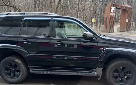 Toyota Land Cruiser Prado 120 рестайлинг, 2006 год, 1 980 000 рублей, 15 фотография
