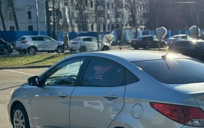 Hyundai Solaris II рестайлинг, 2014 год, 850 000 рублей, 1 фотография