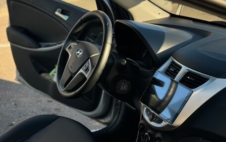 Hyundai Solaris II рестайлинг, 2014 год, 850 000 рублей, 36 фотография