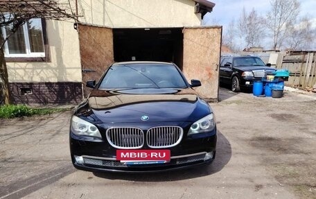 BMW 7 серия, 2012 год, 2 000 000 рублей, 3 фотография