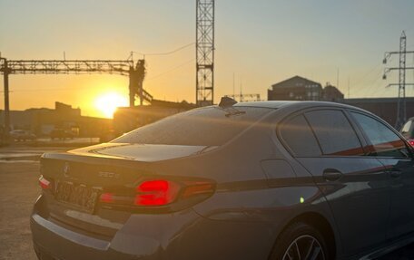 BMW 5 серия, 2021 год, 5 600 000 рублей, 5 фотография