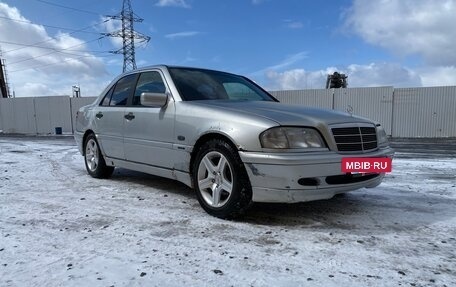 Mercedes-Benz C-Класс, 1997 год, 270 000 рублей, 2 фотография