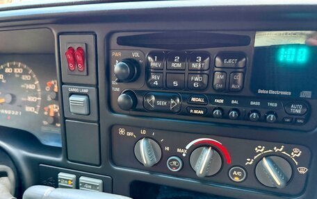 Chevrolet C/K, 1996 год, 7 000 000 рублей, 26 фотография