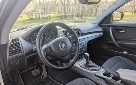 BMW 1 серия, 2011 год, 950 000 рублей, 9 фотография