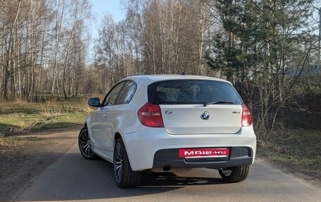 BMW 1 серия, 2011 год, 950 000 рублей, 12 фотография