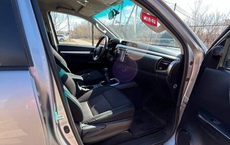 Toyota Hilux VIII, 2018 год, 2 750 000 рублей, 17 фотография
